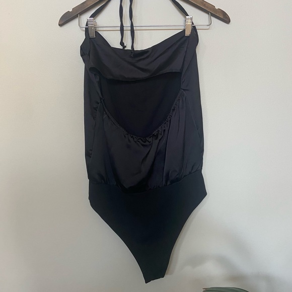 🔸 Boohoo 🔸 halter bodysuit - Picture 3 of 6